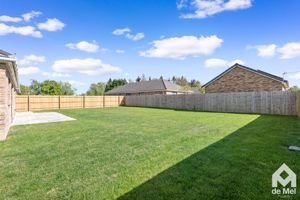 Photo 13- click for photo gallery